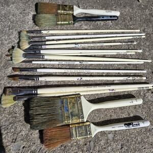 Bob Ross Lot Of 16 Paint Brushes. Used!!